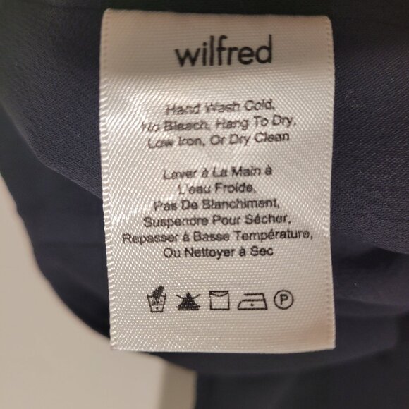 Aritzia Wilfred Dauphine Crop Top V neck Black M Medium - Picture 7 of 7